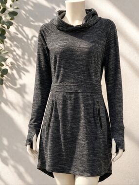 Athleta Grey Heather Knit Hooded Athleisure Travel Sweatshirt Dress